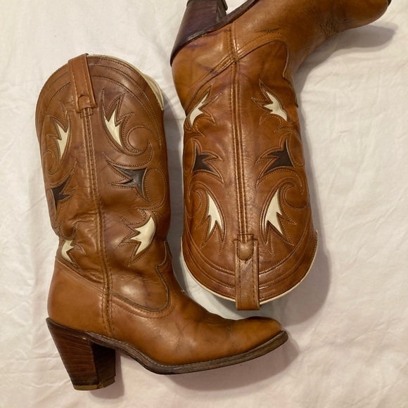 Dingo Vintage Glazed Rust Embroidered Heeled Western Boots - Picture 8 of 16